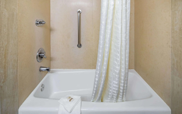 La Quinta Inn & Suites by Wyndham Temecula