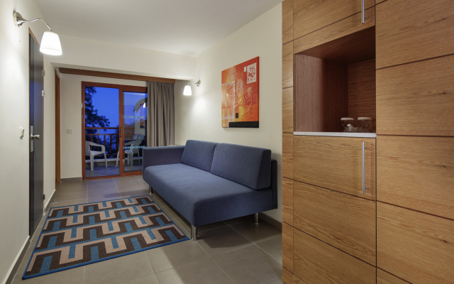 Pine Bay Holiday Resort