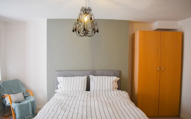Cosy Courtyard Hideaway in the Heart of Brighton