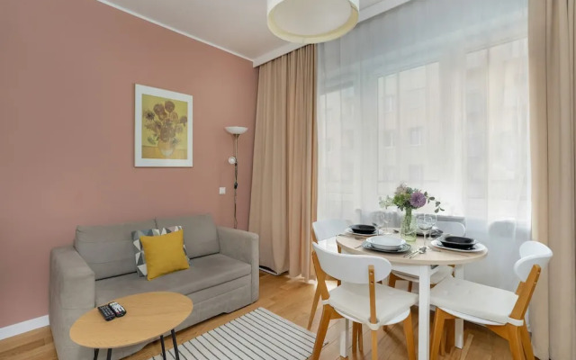 Trendy Apartment Polna by Renters
