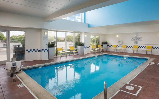 Fairfield Inn and Suites by Marriott Chicago Midway Airport