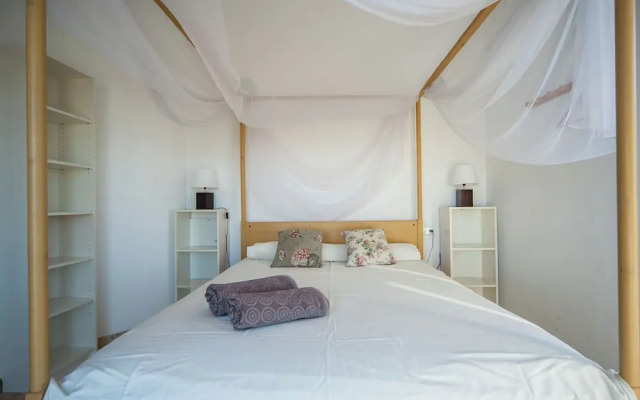 Villa in Arenas With Private Pool and Breathtaking Views