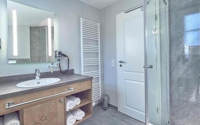 Semi-detached Houses, Turf House