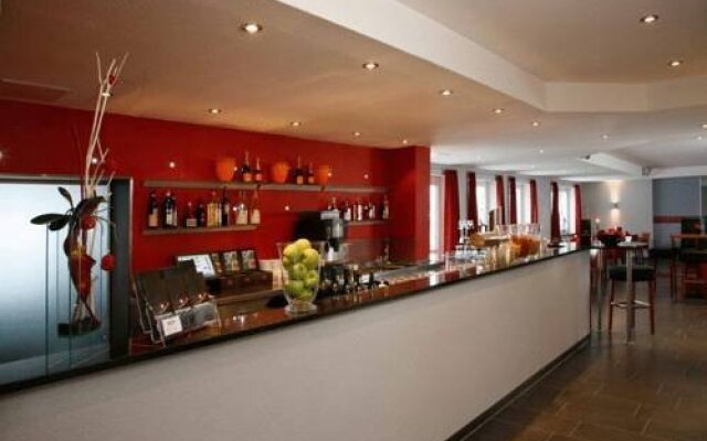 Hotel More & Restaurant Il Pomodore