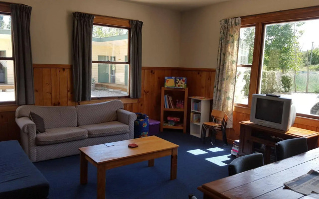 Waiau Motor Camp - Caravan Park