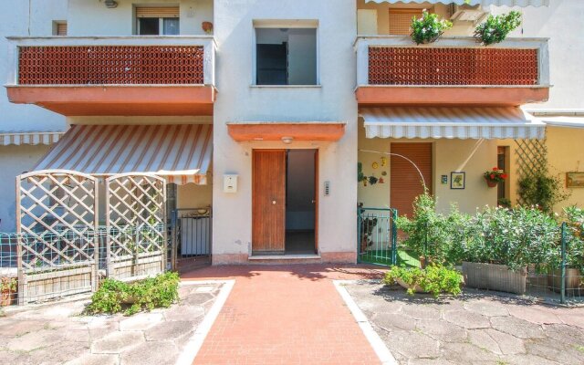 Nice Apartment in Marcelli With Wifi and 1 Bedrooms