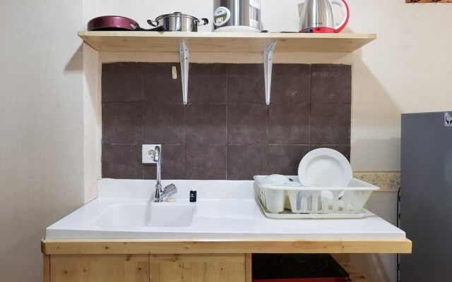 Nice And Elegant Studio At Belmont Residence Puri Apartment