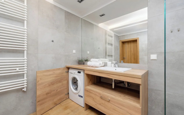 Park Apartament Mariacka by Renters