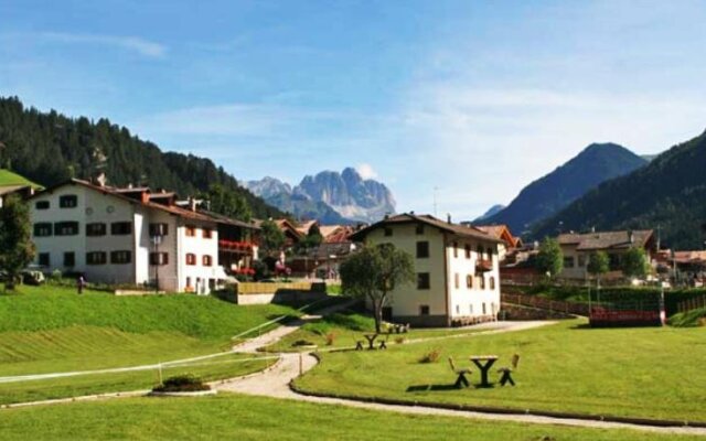 Hotel Val Di Fassa