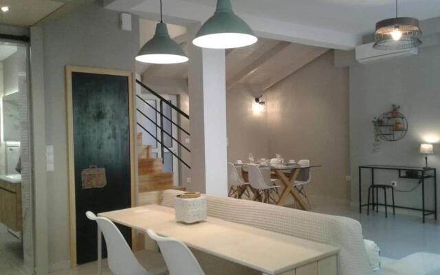 Modern Historical center apartment in Preveza 75m2