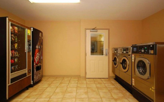 Suburban Studios Avondale