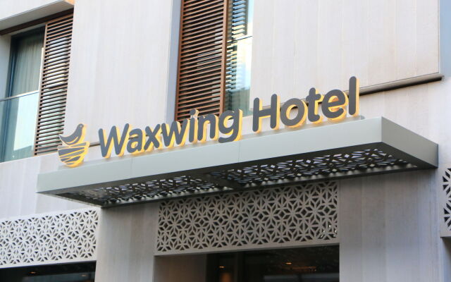 Waxwing Hotel