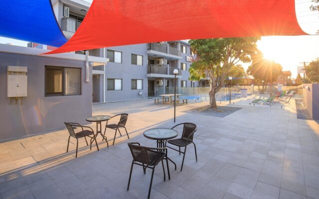 Batavia Apartment