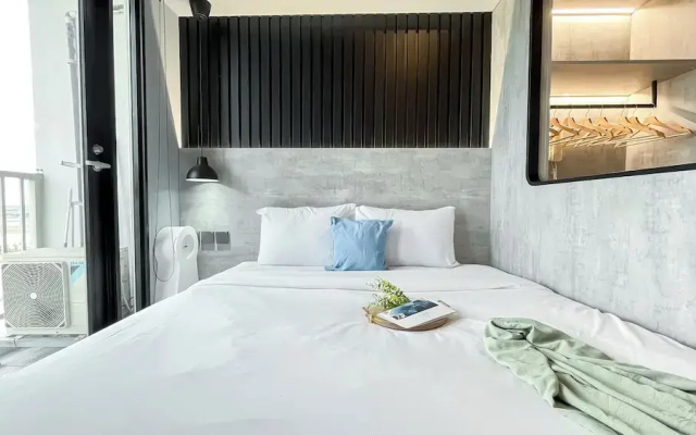 Best Deal Studio (No Kitchen) Apartment Tokyo Riverside PIK 2