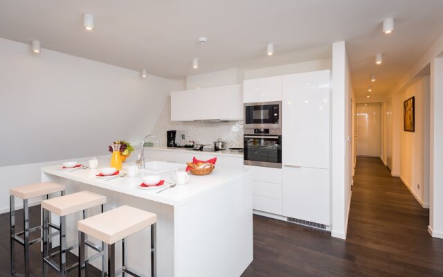 EMPIRENT New Town Apartments