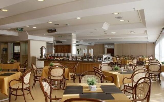 Master Premium Palace