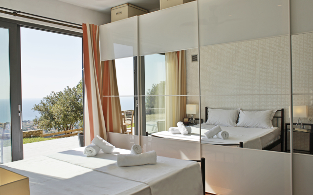 Skala Villa
