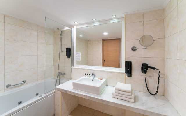 Kresten Royal Euphoria Resort