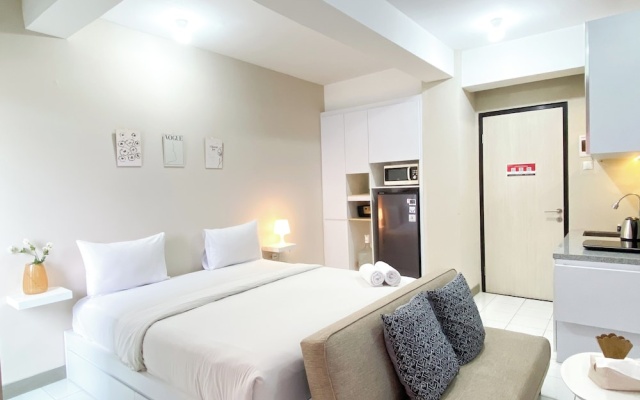 Minimalist And Homey Studio At Grand Kamala Lagoon Apartment – Guest Rooms – Bekasi