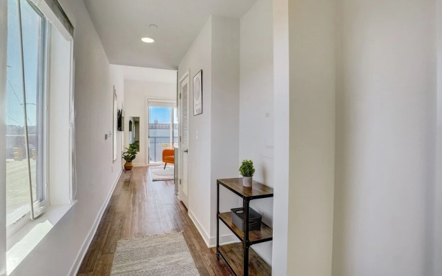 FRONTDESK Lakeview Green Apts Birmingham