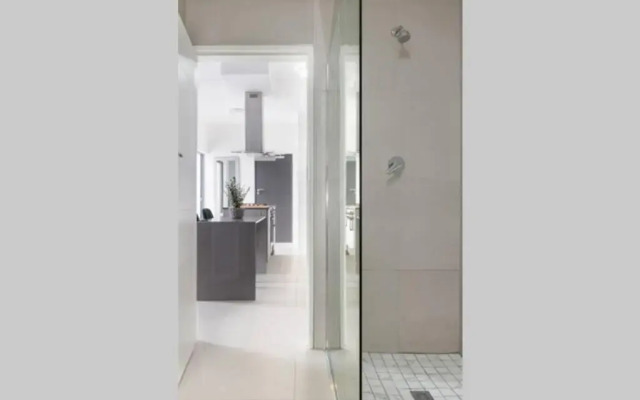 Alimama Spaces: The Manson's 8 On New