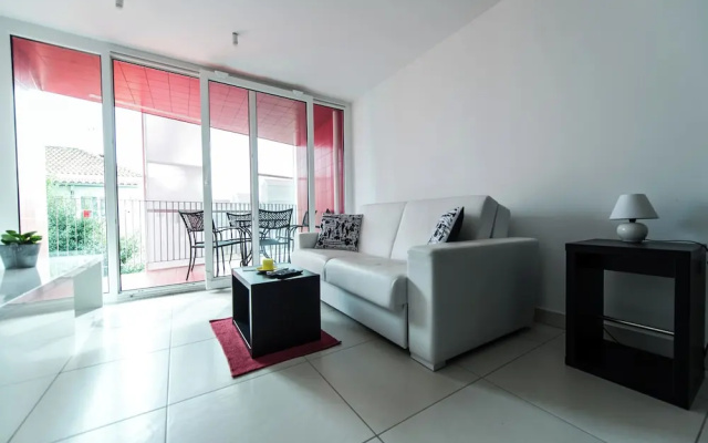 No5 Penthouse 2 Bedroom Apartment