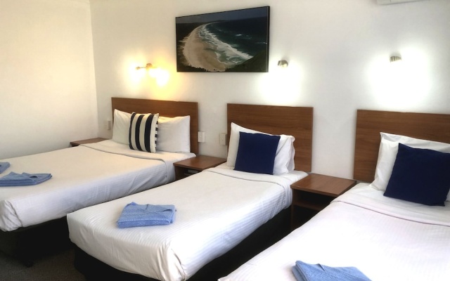 Port O'call Motel – Guest Rooms – Port Macquarie