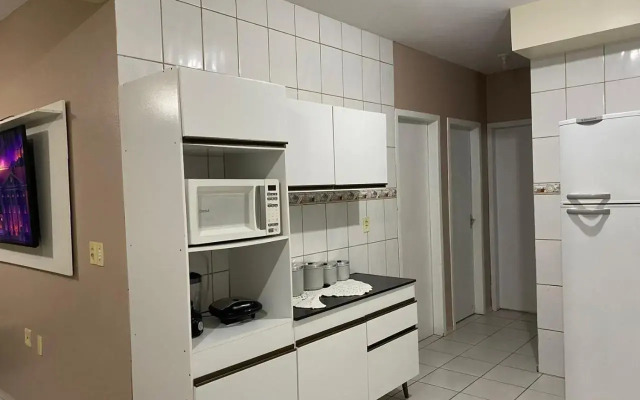 CASA com 3 QUARTOS 1000M DA PRAIA