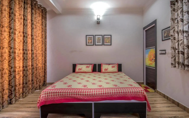 Tuk Tuk Homestay