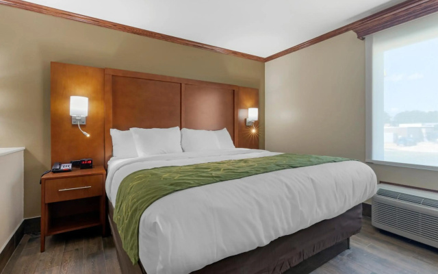 Comfort Suites West Monroe near Ike Hamilton Expo Center