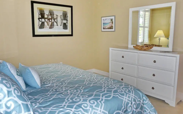 1252 Rialto Way, Unit 201