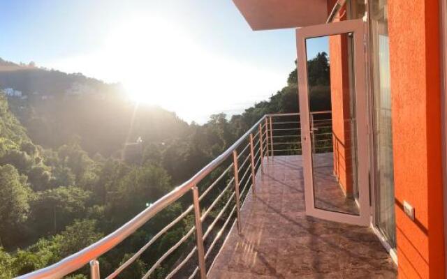 Kvariati Rooms and Apartments Orange Complex