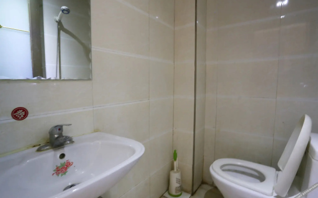 Wenjing Hotel (Xi'an Longshoucun Branch)