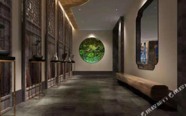 PM Hotel