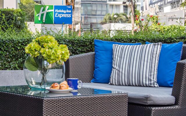 Holiday Inn Express Bangkok Sathorn, an IHG Hotel