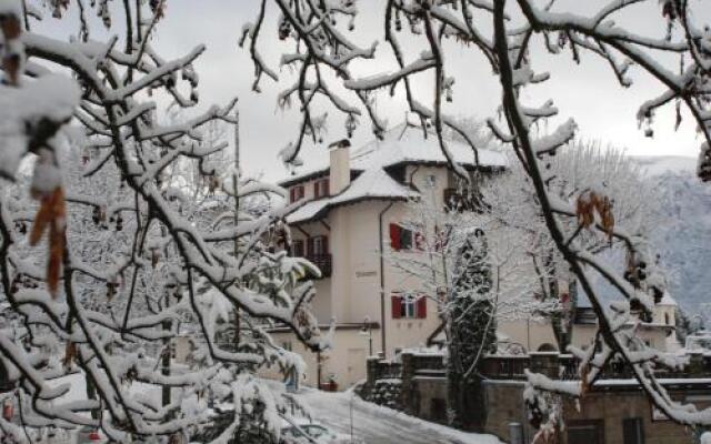 Hotel Dolomiten