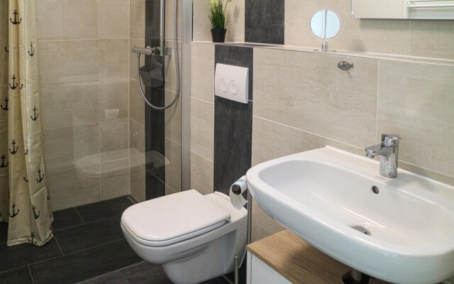 Stunning Apartment in Graal-müritz With 1 Bedrooms and Wifi