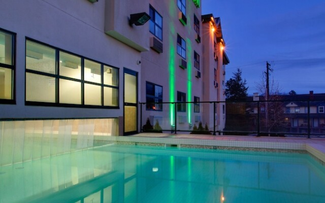 Holiday Inn West Kelowna