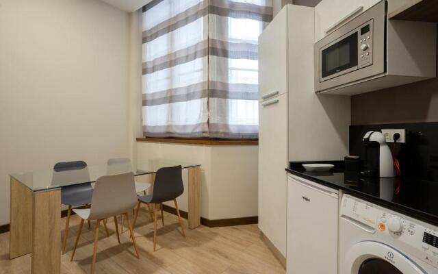 De La Guardia Suite 2