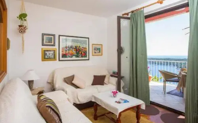 Apartment Love and Hope