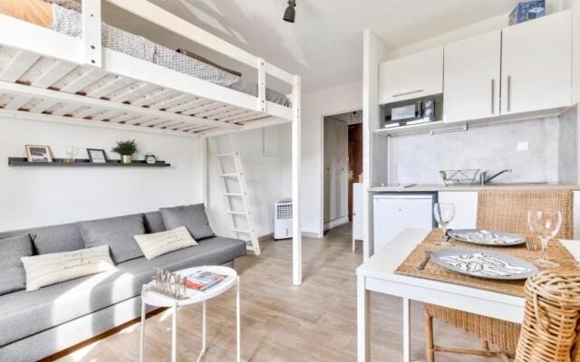 Studio avec piscines à 500m de la plage