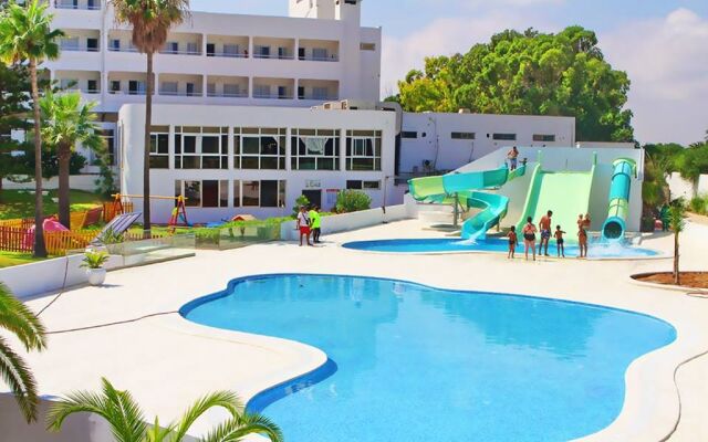 Hotel Tropicana Club and Spa - All Inclusive