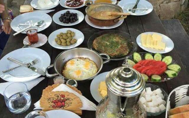 Pilav Dagi Yavuzyilmaz Tesisleri