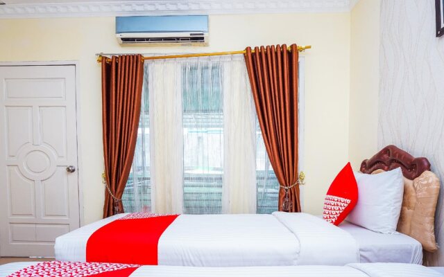 Hotel Siti Nurbaya by Oyo Rooms