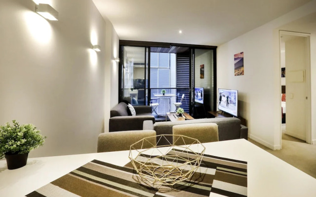 Flinders Street Apartments