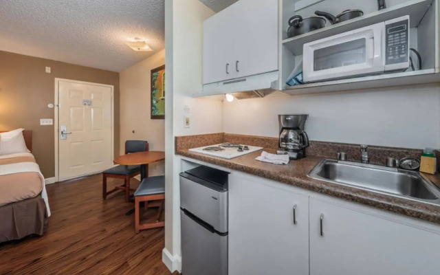 Tampa Bay Extended Stay Hotel