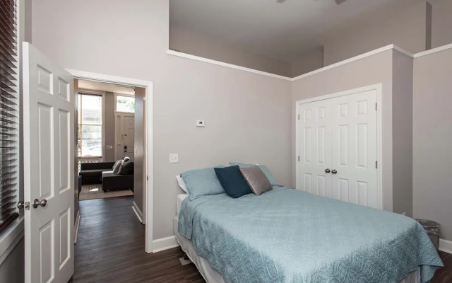 Heart of Mainstrasse Apt 1