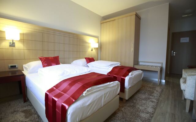 Hotel Raca