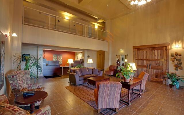 Quality Inn & Suites