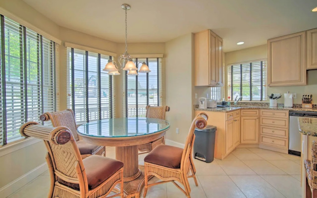 Spacious Brigantine Home ~ 1 Block to Beach!
